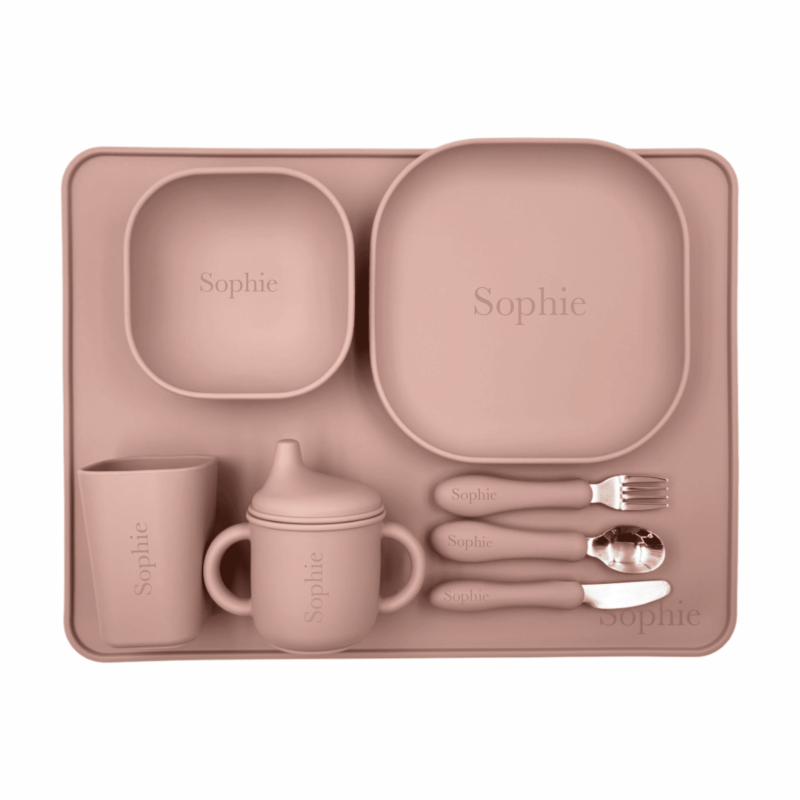 gepersonaliseerde pale pink siliconen eetset met naam voor kinderen