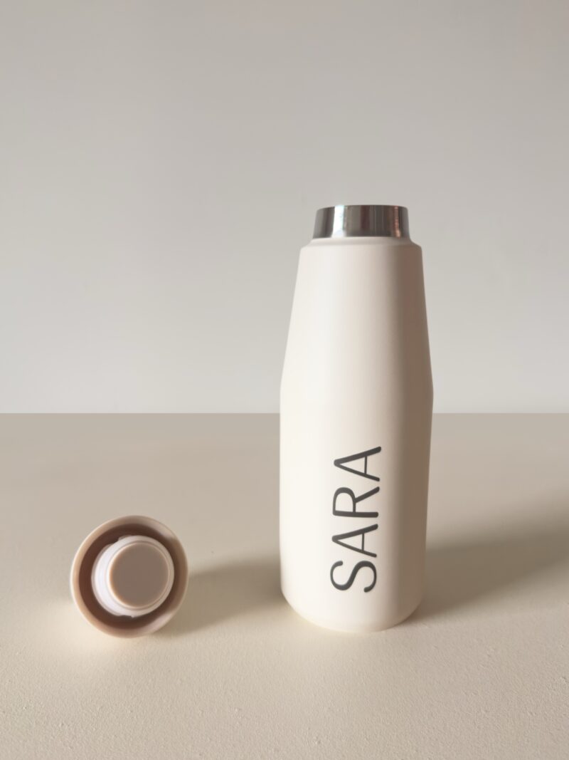 minimalistische Japandi RVS drinkfles mat crème wit met losse dop