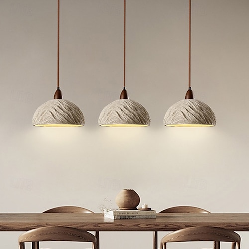 Wabi Sabi | Japanse Hanglamp | Beton | Hout 3 drie wabi sabi beton hanglampen boven een eettafel