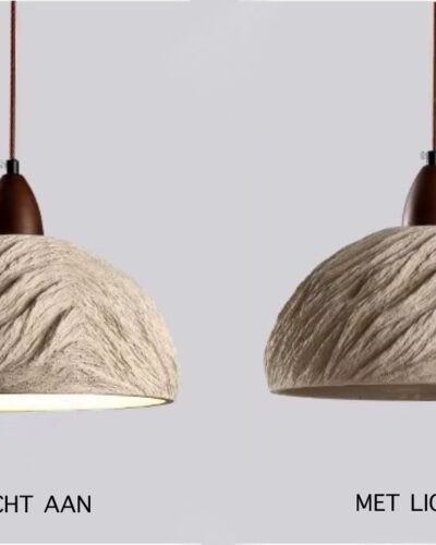Wabi Sabi | Japanse Hanglamp | Beton | Hout 31 beton hanglamp met licht aan en uit naast elkaar